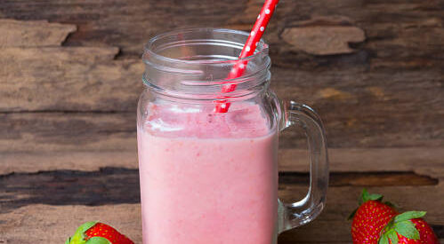 Suco de Morango com pedaços da fruta